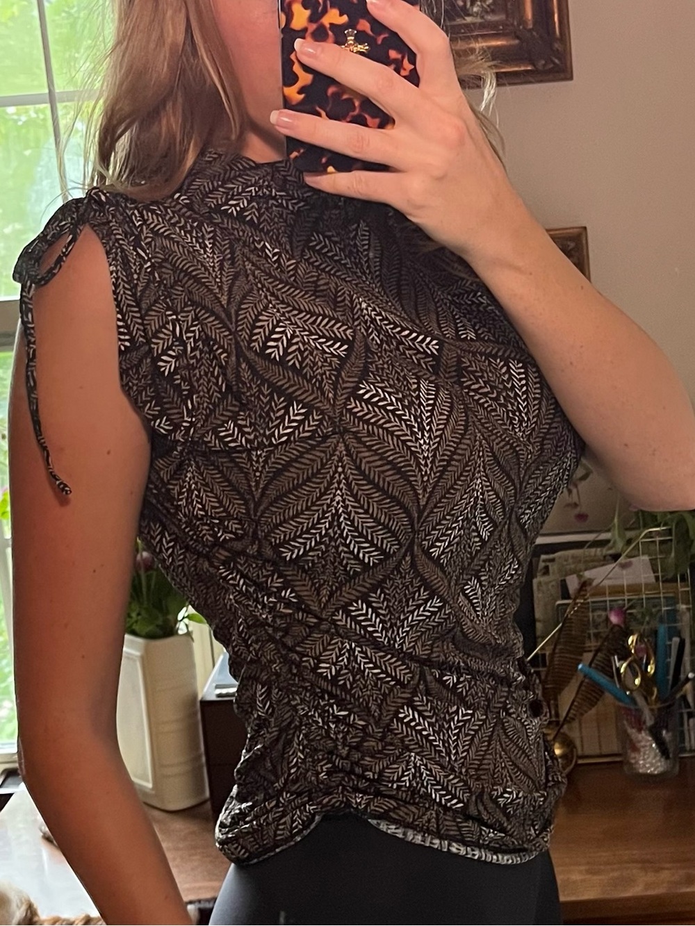 Blouse - Picture 2 of 2